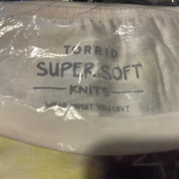 Torrid Super Soft Tie Dye Perfect Tee 5X - Picture 6 of 11
